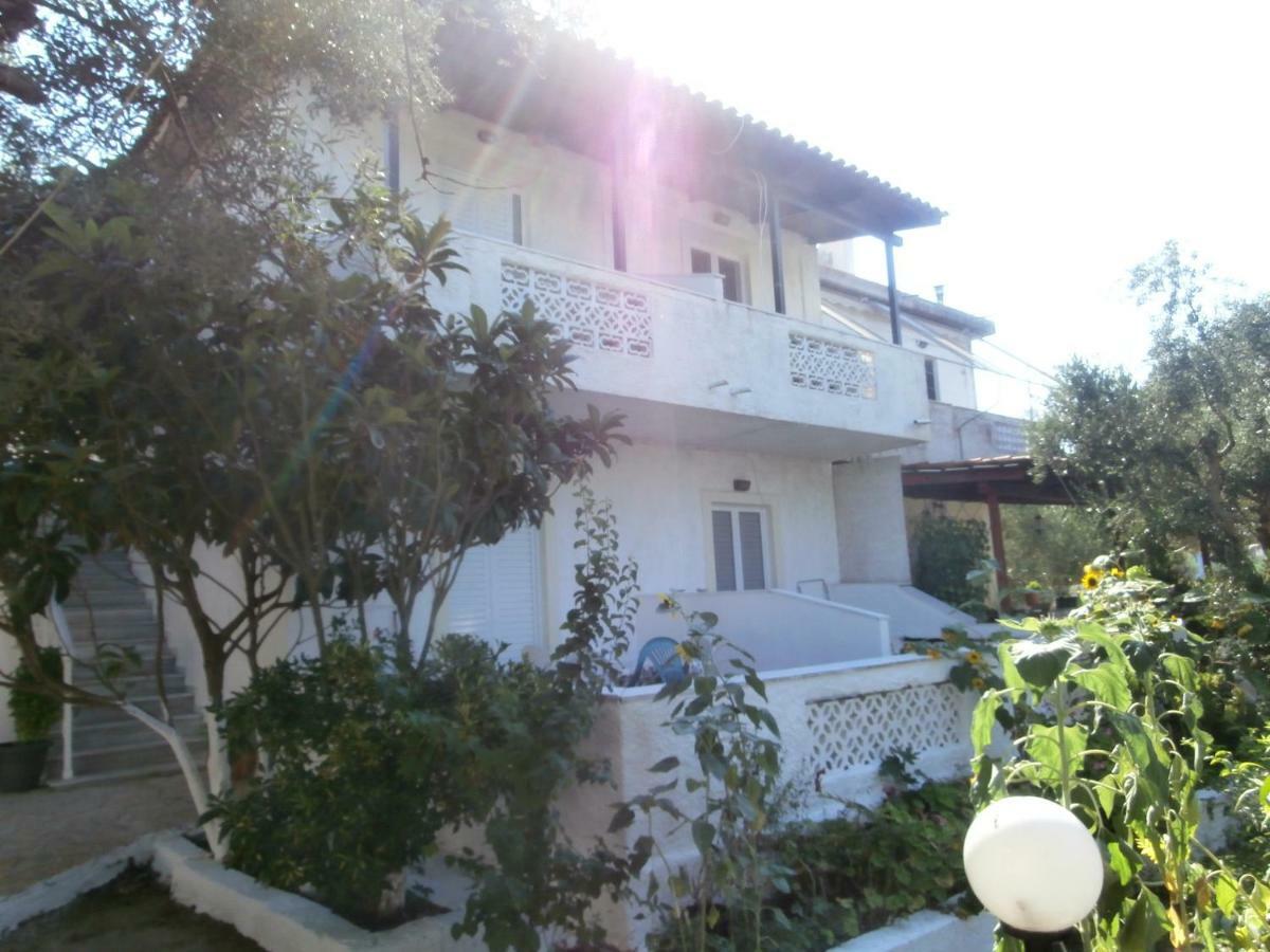 Billy'S Amoudi Apartments Exteriér fotografie